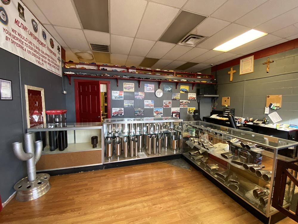 Auto mechanic working on car in Columbia TN